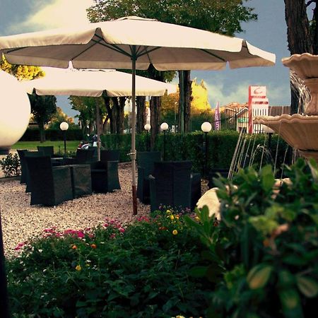Hotel Darival Nomentana Rzym Zewnętrze zdjęcie